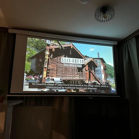 Haus Silence - Berge & Sonne Im Saastal Wandern Familie Haustiere アパート *
