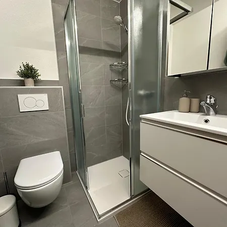 Haus Silence - Berge & Sonne Im Saastal Wandern Familie Haustiere *